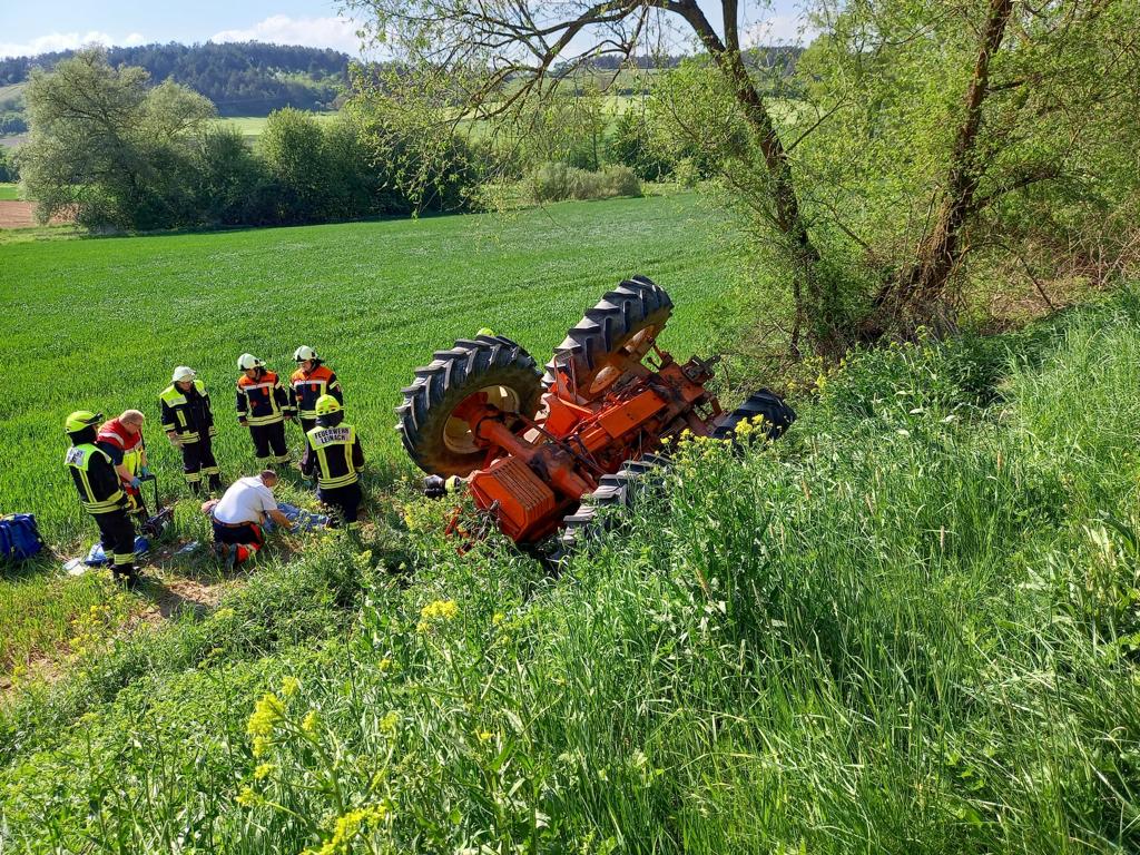 Verkehrsunfall (VU) mit Traktor 11.05.2022